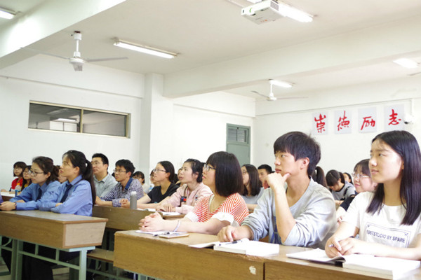 null5beee26e1cc372e9_副本.jpg